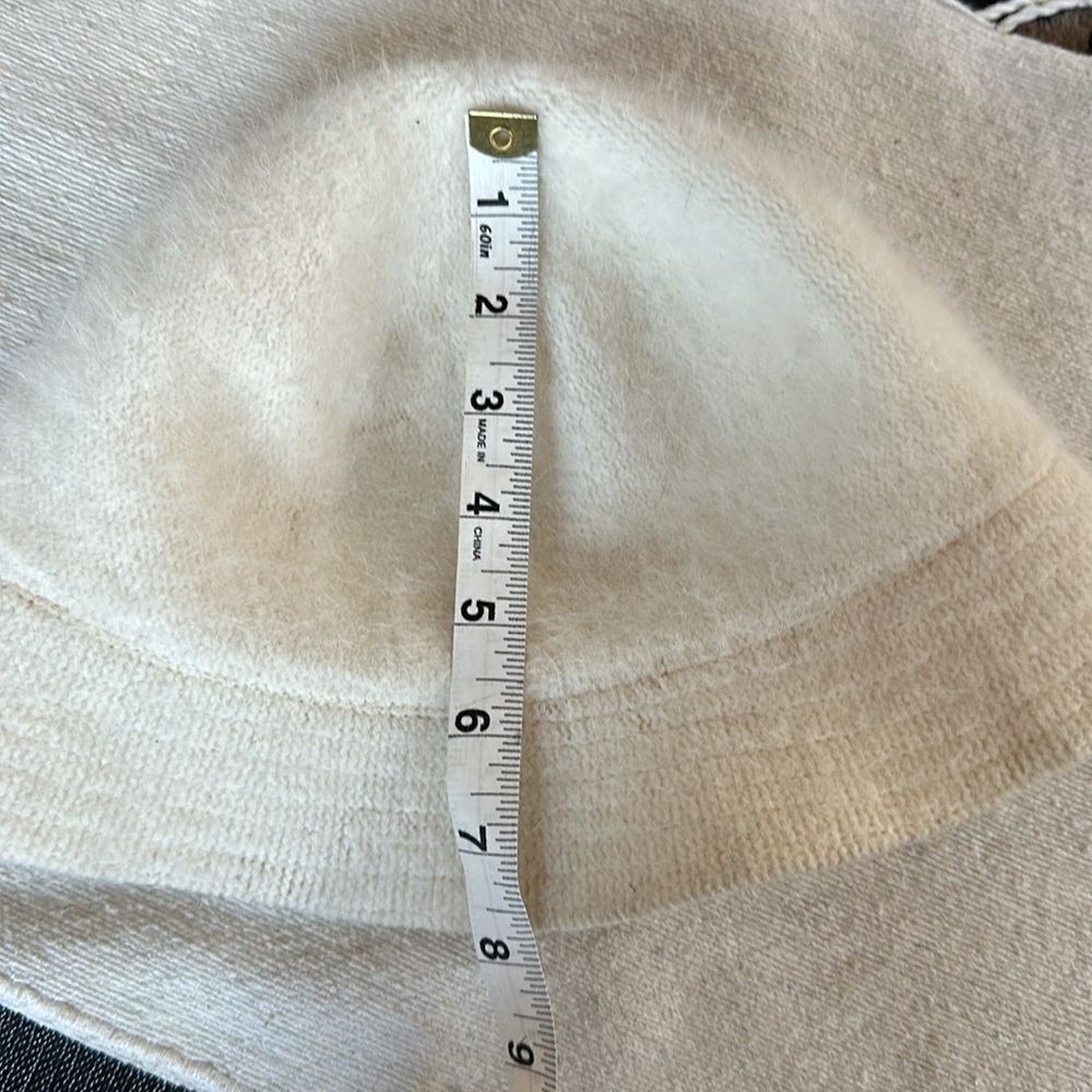 Angora Bucket Hat - Picture 8 of 8